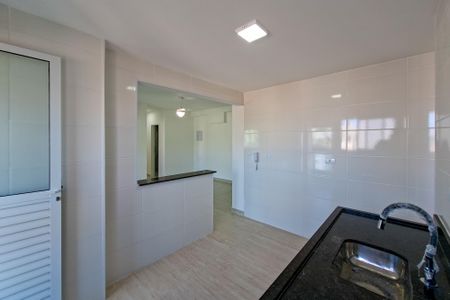 Apartamento para alugar com 75m², 2 quartos e 1 vaga Apartamento para alugar com 75m², 2 quartos e 1 vagaCozinha