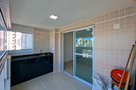 Apartamento para alugar com 75m², 2 quartos e 1 vaga Apartamento para alugar com 75m², 2 quartos e 1 vagaSacada