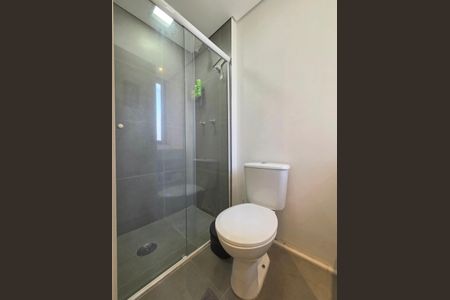 Studio para alugar com 35m², 1 quarto e 1 vaga Studio para alugar com 35m², 1 quarto e 1 vagaBanheiro