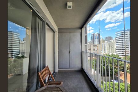 Studio para alugar com 35m², 1 quarto e 1 vaga Studio para alugar com 35m², 1 quarto e 1 vagaVaranda