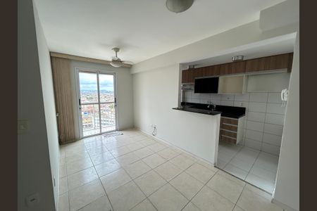 Sala de apartamento para alugar com 2 quartos, 55m² em Del Castilho, Rio de Janeiro