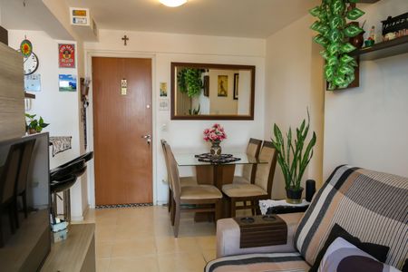 Apartamento para alugar com 55m², 2 quartos e 1 vagaSala