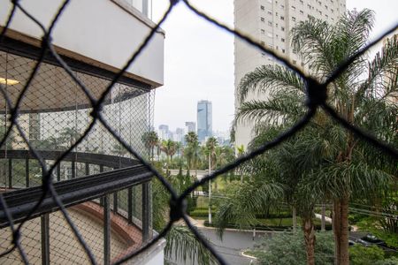 Apartamento para alugar com 168m², 3 quartos e 3 vagas