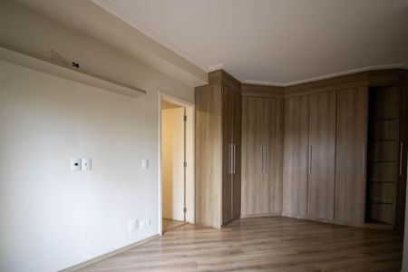 Apartamento para alugar com 168m², 3 quartos e 3 vagas