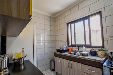 Apartamento à venda com 68m², 2 quartos e 2 vagasCozinha e Área de Serviço