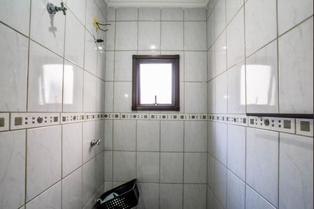 Apartamento à venda com 68m², 2 quartos e 2 vagasBanheiro Social