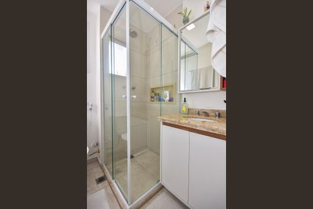 Apartamento à venda com 69m², 3 quartos e 2 vagasBanheiro Suíte 