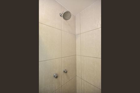 Apartamento à venda com 69m², 3 quartos e 2 vagasChuveiro do Banheiro