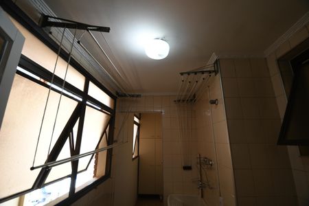 Apartamento para alugar com 120m², 3 quartos e 1 vagaÁrea de Serviço