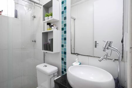Apartamento à venda com 90m², 3 quartos e sem vaga Apartamento à venda com 90m², 3 quartos e sem vagaBanheiro social