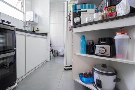 Apartamento à venda com 90m², 3 quartos e sem vaga Apartamento à venda com 90m², 3 quartos e sem vagaCozinha e Área de Serviço