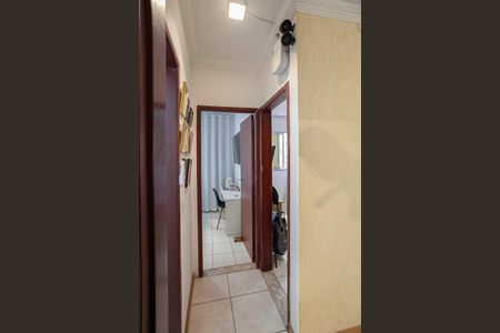 Corredor de apartamento à venda com 3 quartos, 90m² em Castelo, Belo Horizonte