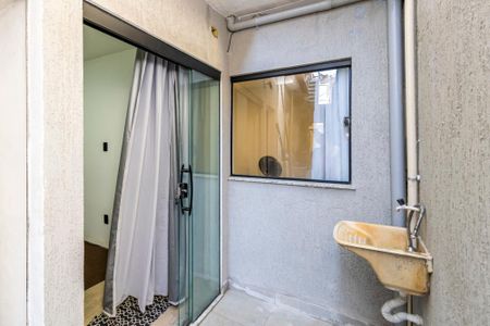 Casa à venda com 40m², 2 quartos e sem vaga Casa à venda com 40m², 2 quartos e sem vagaÁrea de Serviço