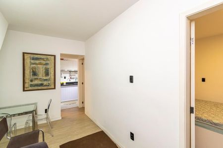 Sala de casa à venda com 2 quartos, 40m² em Olaria, Rio de Janeiro