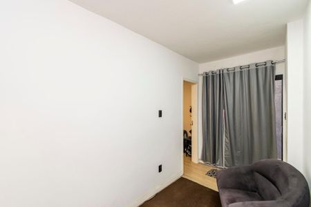 Sala de casa à venda com 2 quartos, 40m² em Olaria, Rio de Janeiro