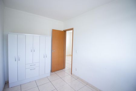Quarto 1 de apartamento à venda com 2 quartos, 60m² em Cabral, Contagem
