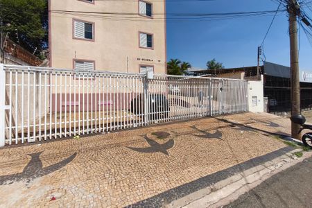 Apartamento à venda com 70m², 3 quartos e 1 vaga Apartamento à venda com 70m², 3 quartos e 1 vagaFachada do Condomínio