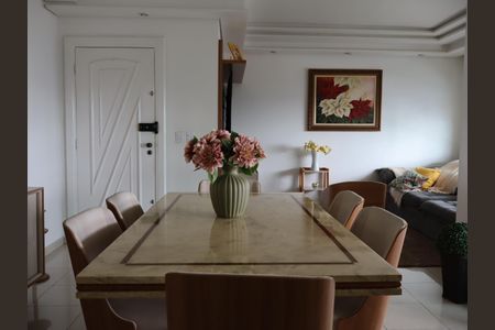 Apartamento à venda com 115m², 3 quartos e 3 vagasSala