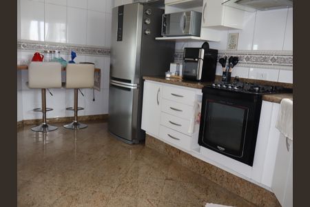 Apartamento à venda com 115m², 3 quartos e 3 vagasCozinha