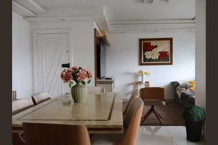 Apartamento à venda com 115m², 3 quartos e 3 vagasSala