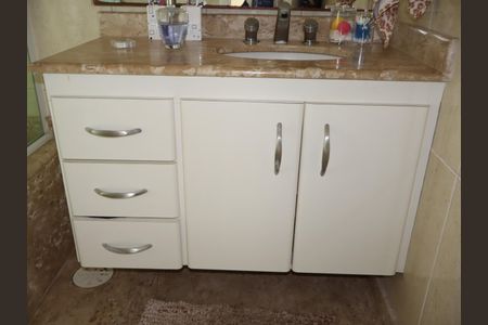 Apartamento à venda com 115m², 3 quartos e 3 vagasBanheiro suíte 3