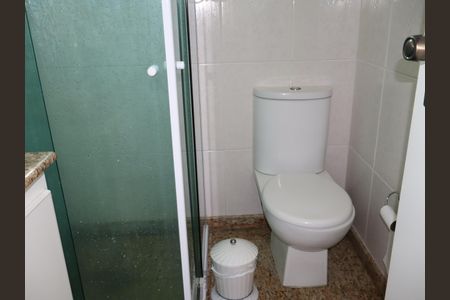Apartamento à venda com 115m², 3 quartos e 3 vagasBanheiro da Suíte 2