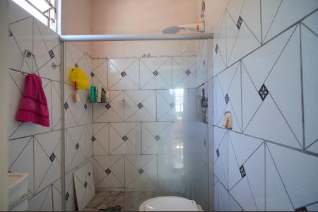 Casa à venda com 132m², 3 quartos e 2 vagasBanheiro da Suíte