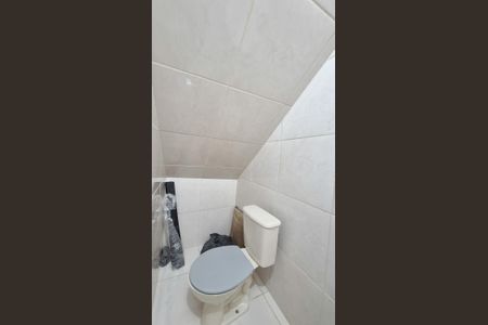 Casa à venda com 190m², 2 quartos e 2 vagasLavabo