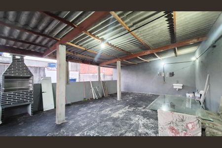 Casa à venda com 190m², 2 quartos e 2 vagasTerraço