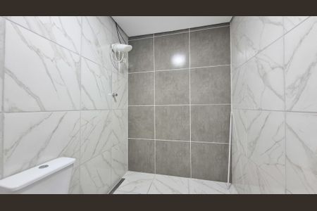 Casa à venda com 190m², 2 quartos e 2 vagasBanheiro da Suíte 2