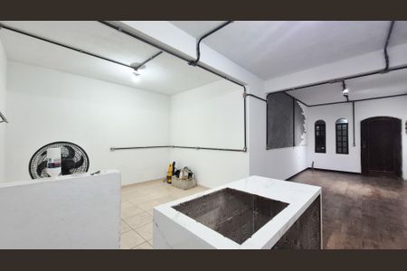 Casa à venda com 190m², 2 quartos e 2 vagasSala/Cozinha