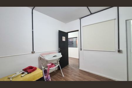 Casa à venda com 190m², 2 quartos e 2 vagasSuíte 1