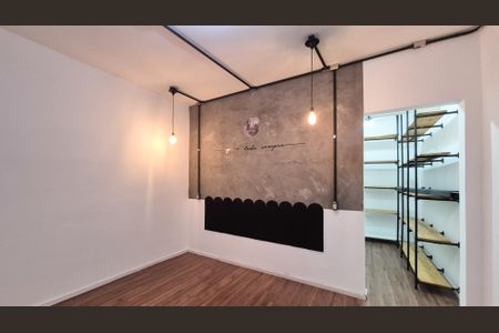 Casa à venda com 190m², 2 quartos e 2 vagasSuíte 2