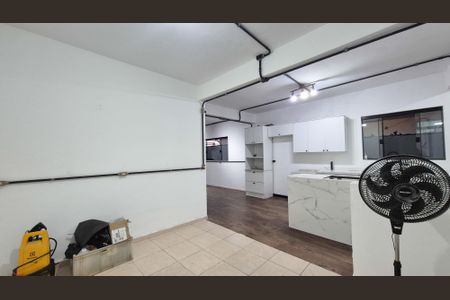Casa à venda com 190m², 2 quartos e 2 vagasSala/Cozinha