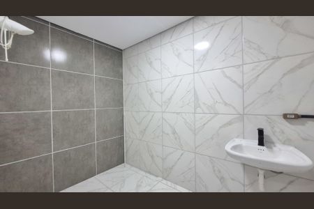 Casa à venda com 190m², 2 quartos e 2 vagasBanheiro da Suíte 2