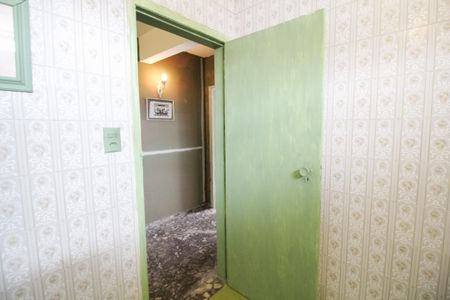 Casa à venda com 370m², 5 quartos e 1 vaga Casa à venda com 370m², 5 quartos e 1 vagaBanheiro Quartos