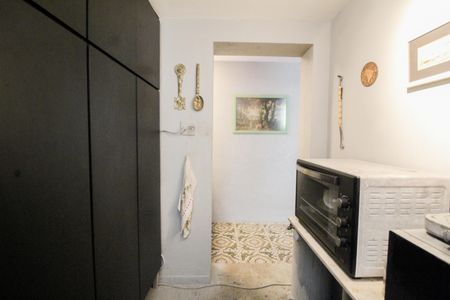 Casa à venda com 370m², 5 quartos e 1 vaga Casa à venda com 370m², 5 quartos e 1 vagaCozinha