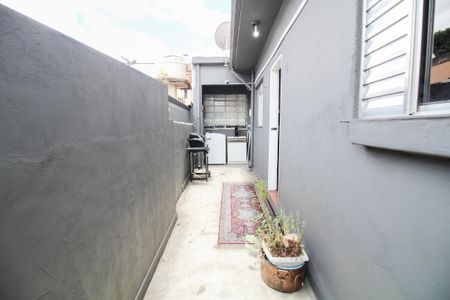 Casa à venda com 370m², 5 quartos e 1 vaga Casa à venda com 370m², 5 quartos e 1 vagaAcesso edícula