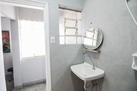 Casa à venda com 370m², 5 quartos e 1 vaga Casa à venda com 370m², 5 quartos e 1 vagaÁrea de Serviço - Banheiro