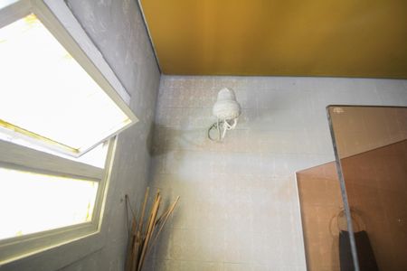 Casa à venda com 370m², 5 quartos e 1 vaga Casa à venda com 370m², 5 quartos e 1 vagaBanheiro Suite