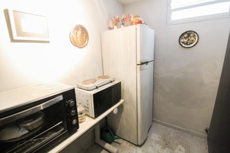 Casa à venda com 370m², 5 quartos e 1 vaga Casa à venda com 370m², 5 quartos e 1 vagaCozinha