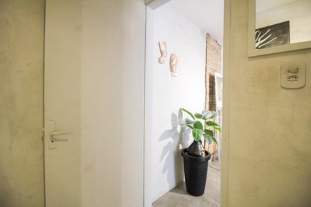 Casa à venda com 370m², 5 quartos e 1 vaga Casa à venda com 370m², 5 quartos e 1 vagaBanheiro Social