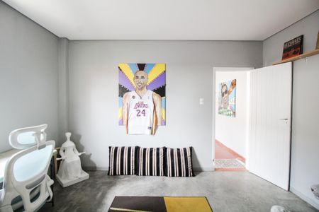 Casa à venda com 370m², 5 quartos e 1 vaga Casa à venda com 370m², 5 quartos e 1 vagaQuarto 4 - Edícula