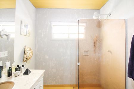 Casa à venda com 370m², 5 quartos e 1 vaga Casa à venda com 370m², 5 quartos e 1 vagaBanheiro Suite