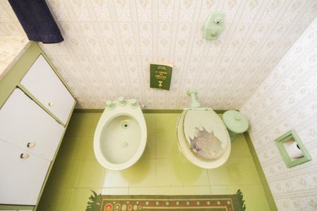 Casa à venda com 370m², 5 quartos e 1 vaga Casa à venda com 370m², 5 quartos e 1 vagaBanheiro Quartos