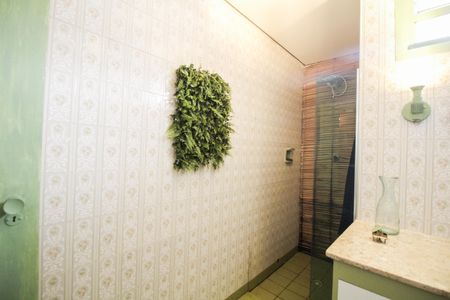 Casa à venda com 370m², 5 quartos e 1 vaga Casa à venda com 370m², 5 quartos e 1 vagaBanheiro Quartos