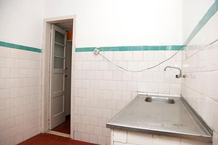 Cozinha de apartamento à venda com 1 quarto, 40m² em Centro Histórico, Porto Alegre