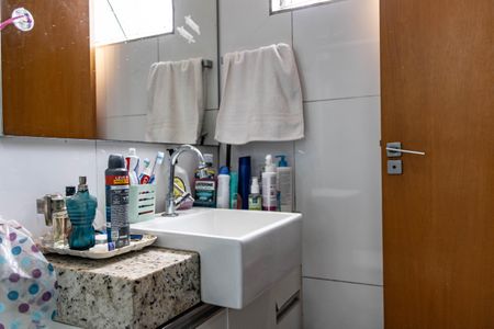 Apartamento à venda com 105m², 3 quartos e 2 vagas Apartamento à venda com 105m², 3 quartos e 2 vagasBanheiro da Suíte