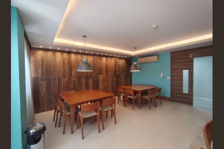 Apartamento à venda com 73m², 2 quartos e 1 vagaSalao de Festa