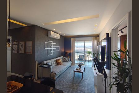 Apartamento à venda com 73m², 2 quartos e 1 vagaSala